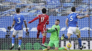  利物浦绝平布莱顿，克洛普赛后盛赞团队韧性  