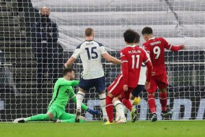  热刺青年军惊艳亮相足总杯  