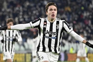  穆里尼奥率罗马逆转强敌重返争四行列  