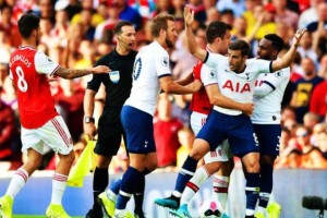  慕尼黑德比战火药味十足险冲突  