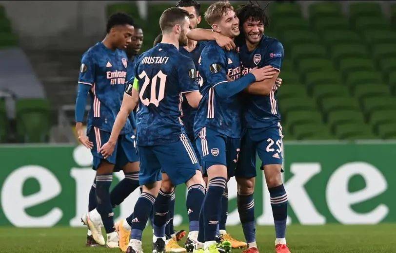  阿森纳刷新队史纪录，赛季双杀曼城领跑群雄  