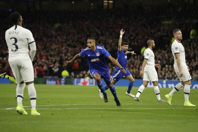  巴黎三叉戟集体爆发，内马尔传射助球队大胜